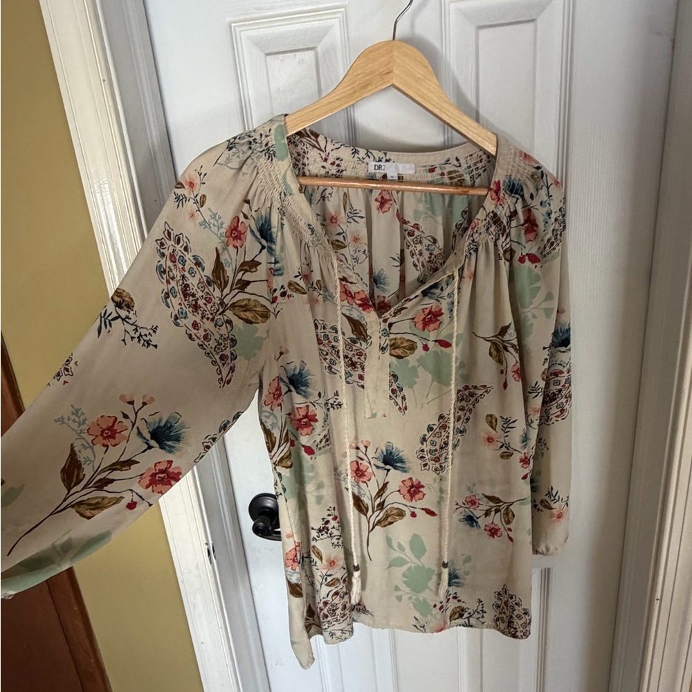 DR2 Cream Floral Boho Peasant Blouse
